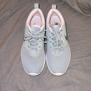 Nike golf shoes
